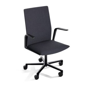 Arper Kinesit Task Chair. Black upholstery, armrests, and 5-way base with casters. Modern office seating.