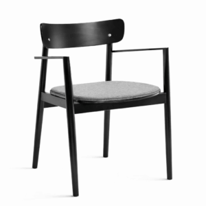 Stylish Nopp armchair in black, featuring a wooden frame and a comfortable grey upholstered seat. Modern design, contract furniture.
